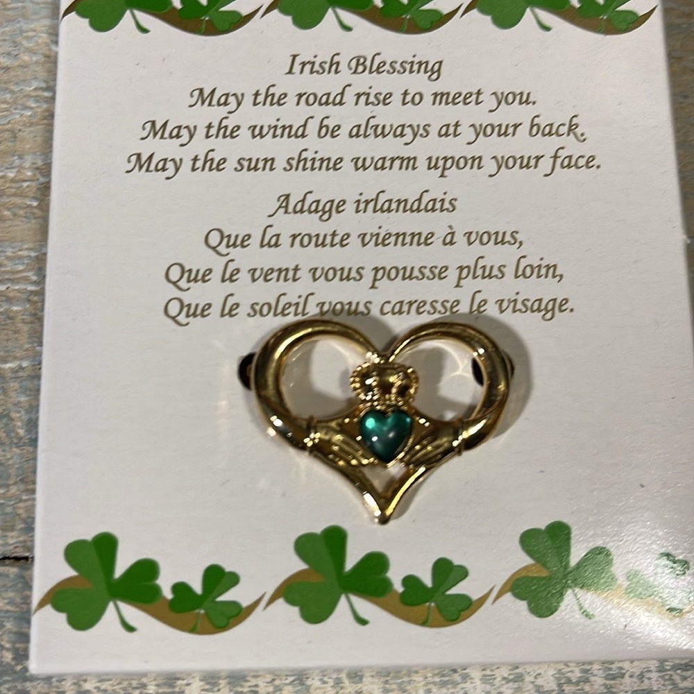 Vintage Avon Irish Blessing pin